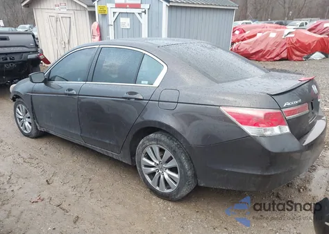 2011 Honda Accord 2.4 Ex z USA, uszkodzony, nr VIN 1HGCP2F70BA027142